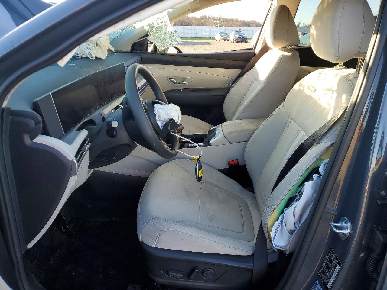 2025 HYUNDAI TUCSON SEL photo 7