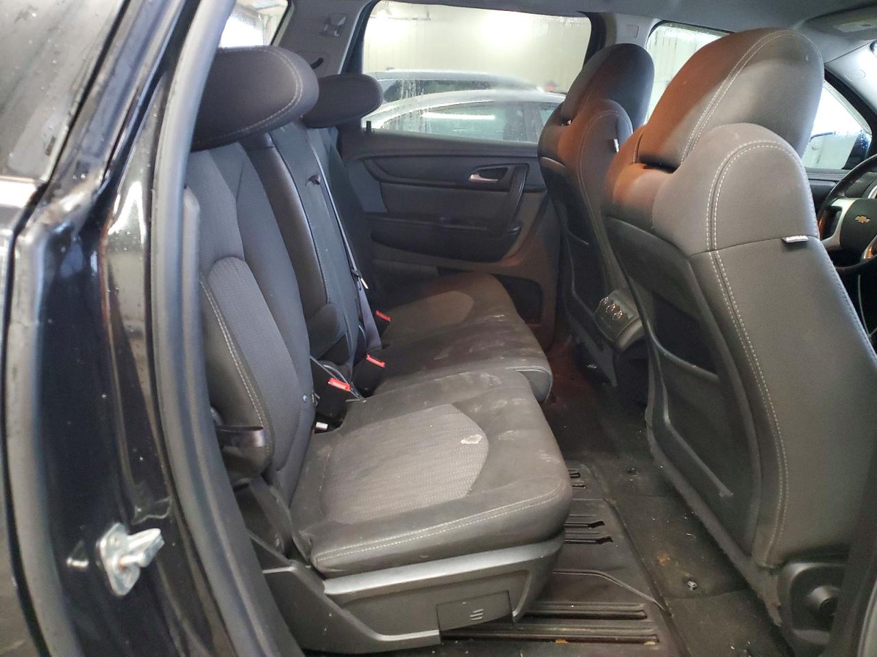 2014 CHEVROLET TRAVERSE LT photo 11