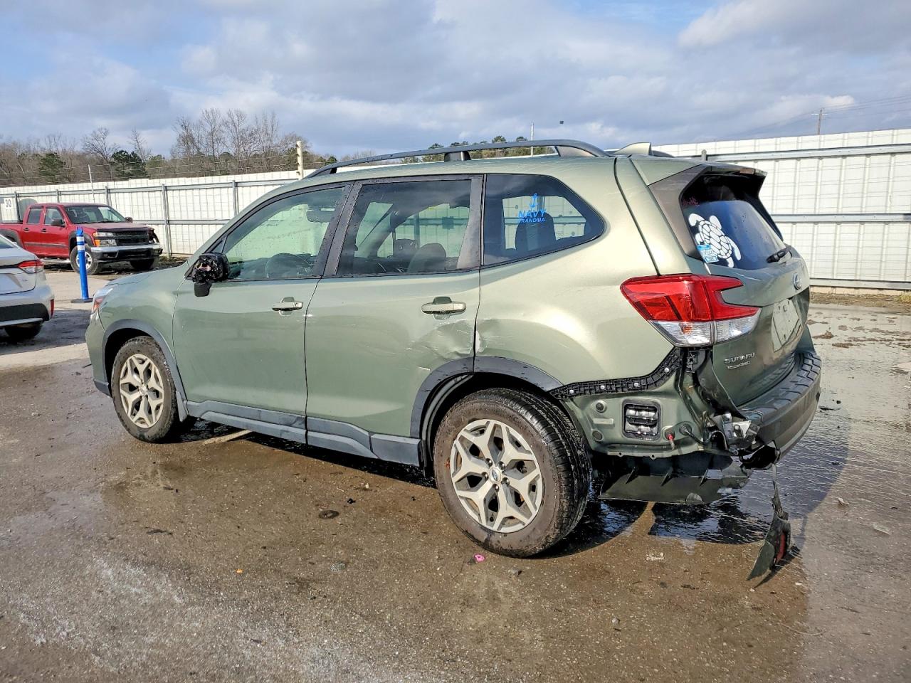 2020 SUBARU FORESTER PREMIUM photo 2