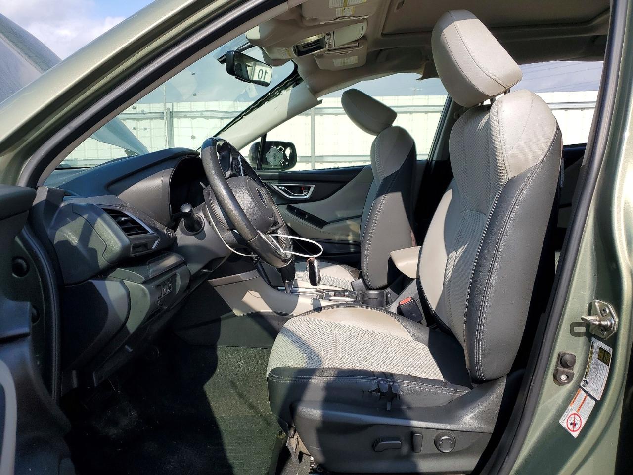 2020 SUBARU FORESTER PREMIUM photo 7