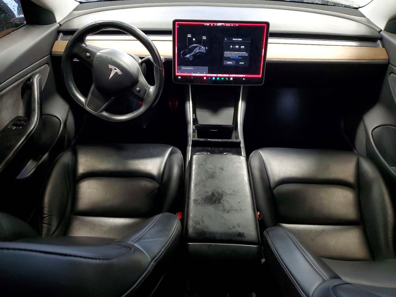 2018 TESLA MODEL 3 photo 8