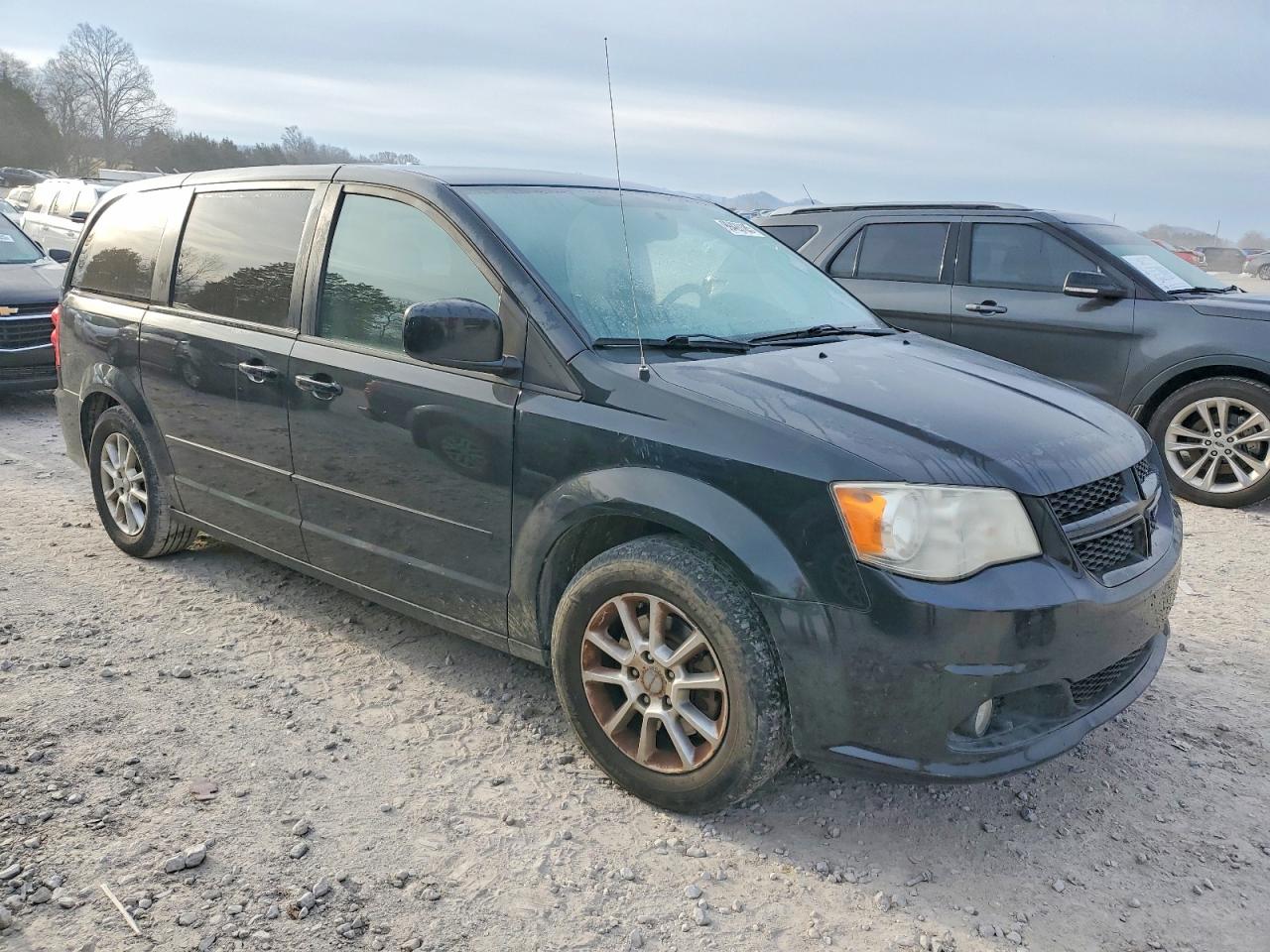 2013 DODGE GRAND CARAVAN R/T photo 4