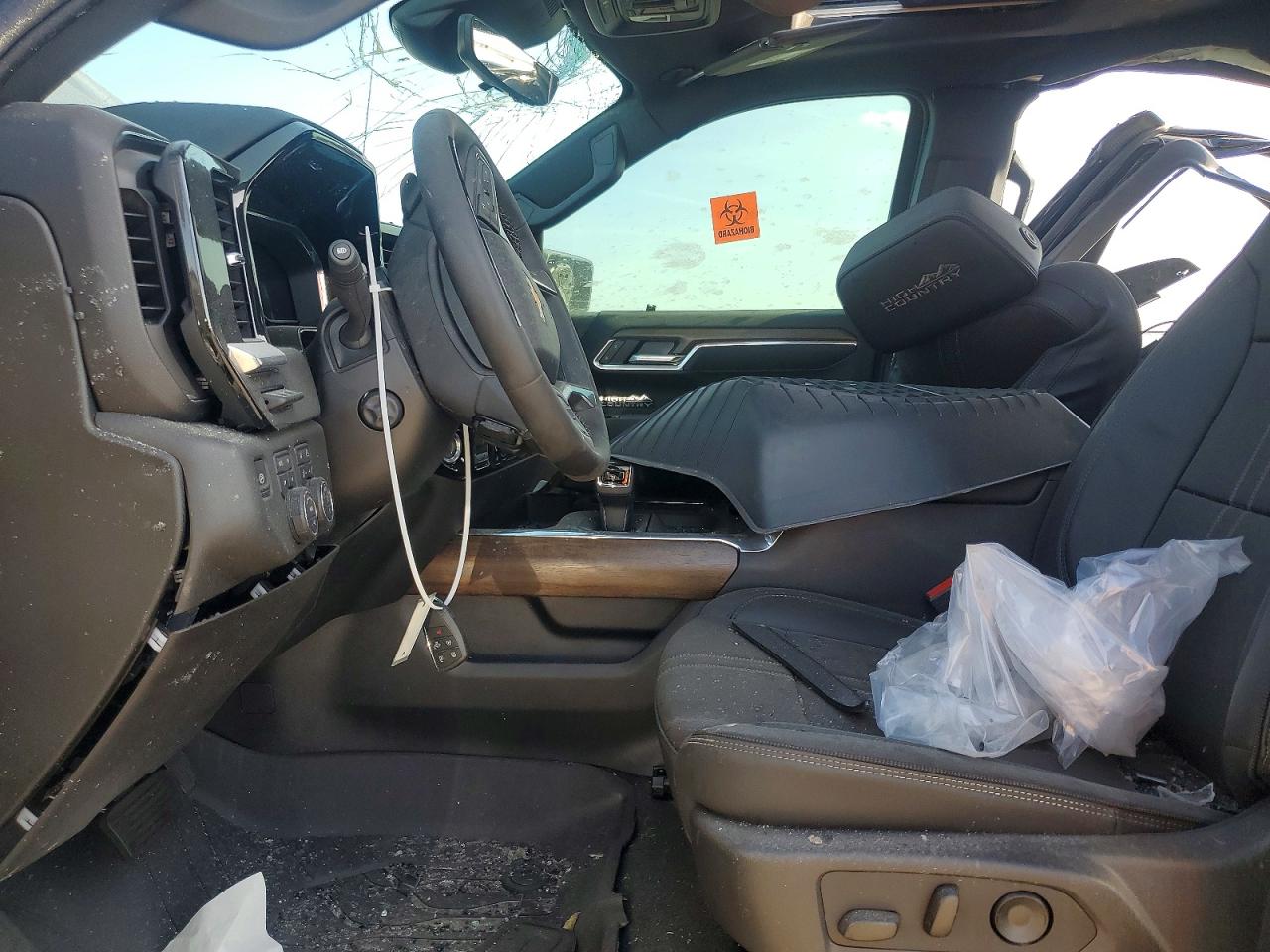 2025 CHEVROLET SILVERADO K1500 HIGH COUNTRY photo 13