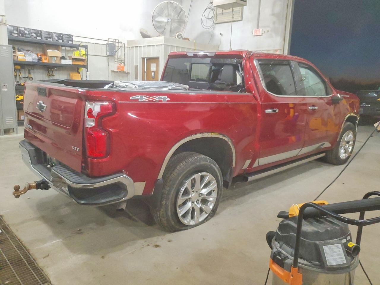 2021 CHEVROLET SILVERADO K1500 LTZ photo 3