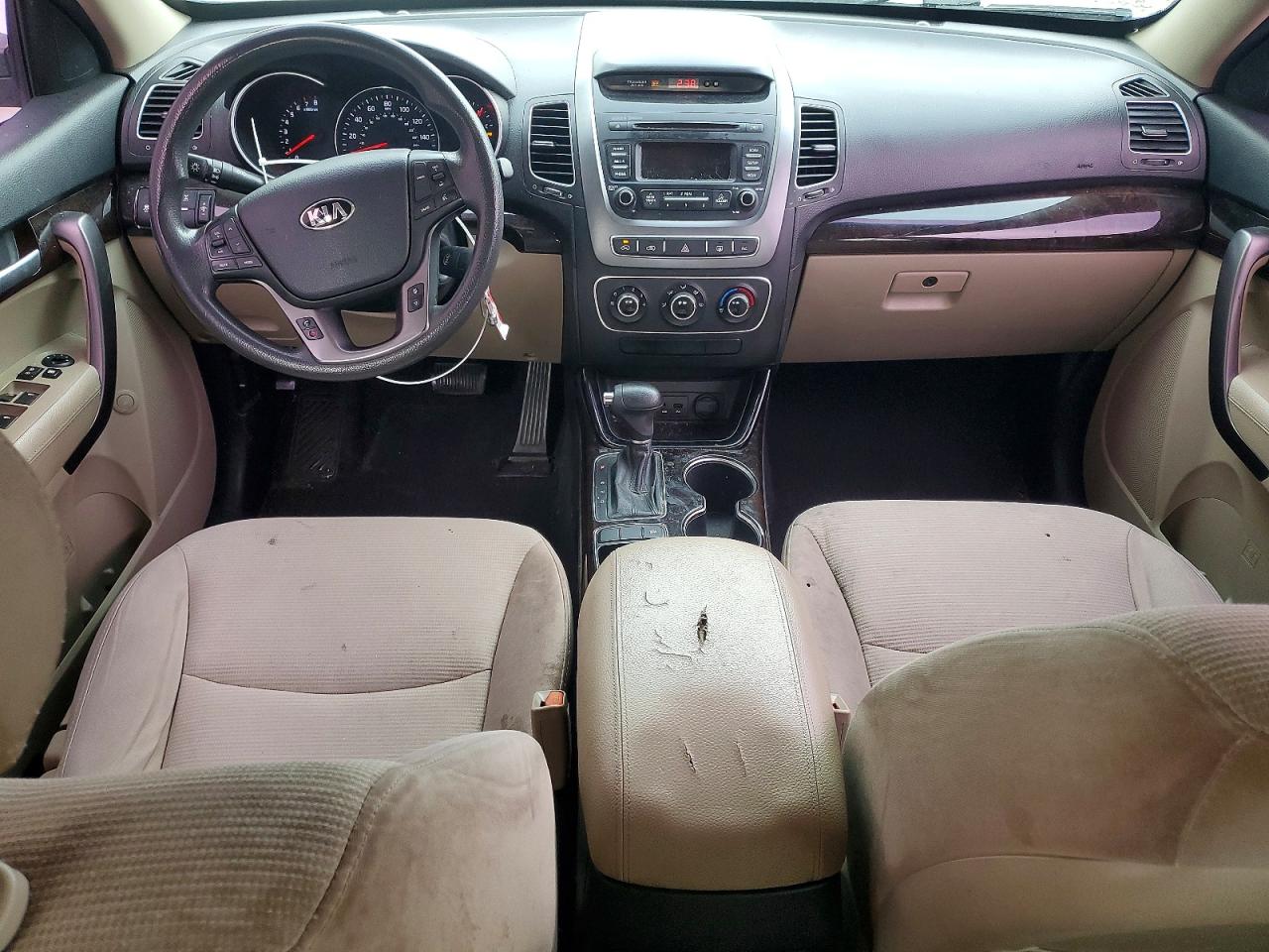 2015 KIA SORENTO LX photo 8
