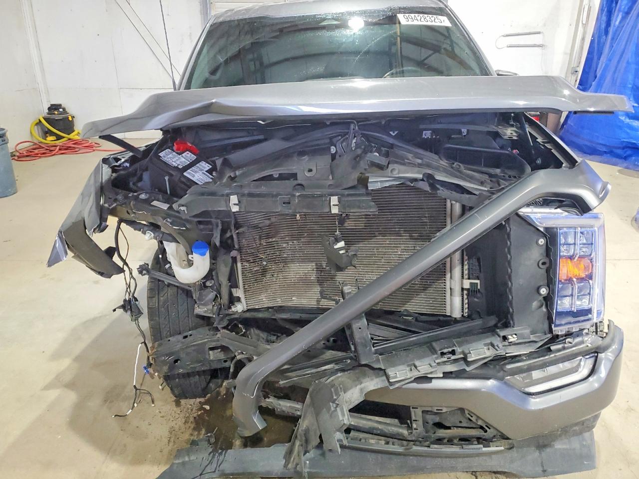2023 FORD F150 SUPERCREW photo 31
