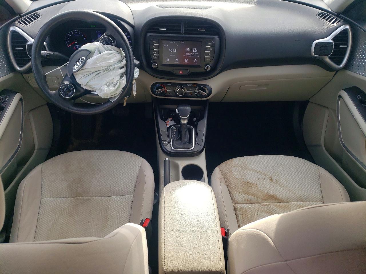 2020 KIA SOUL LX photo 8