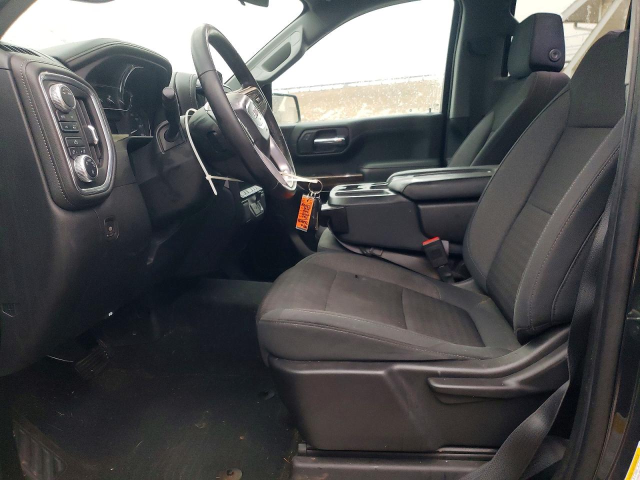 2020 GMC SIERRA K1500 SLE photo 7