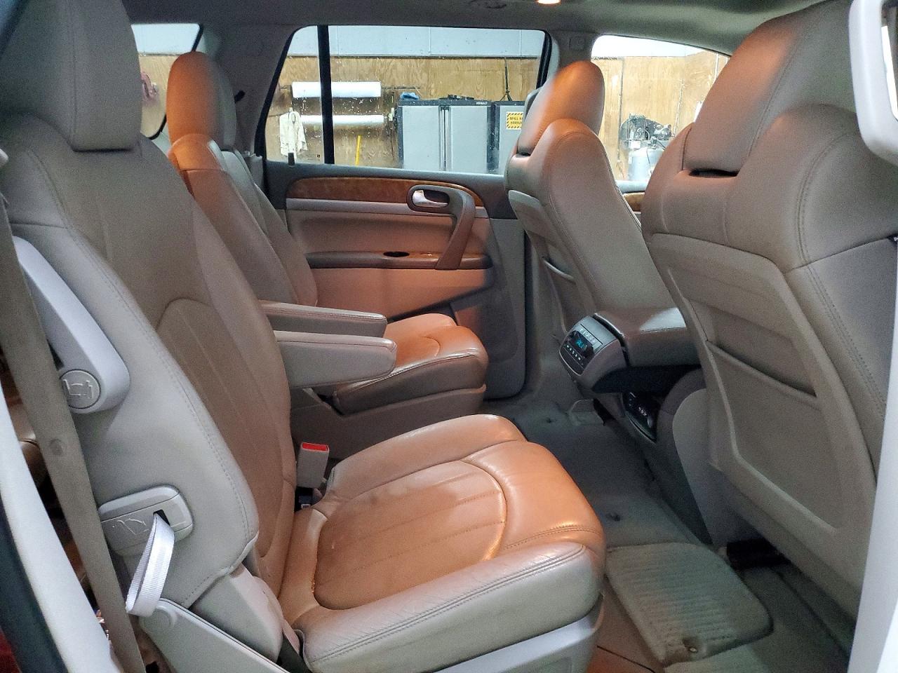 2011 BUICK ENCLAVE CXL photo 11