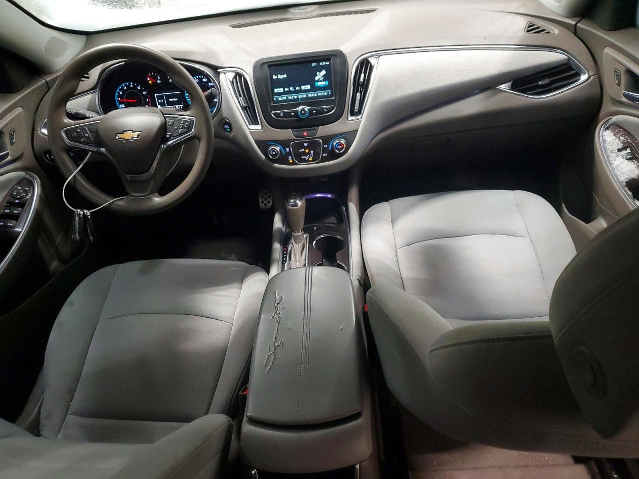 2016 CHEVROLET MALIBU LT photo 8