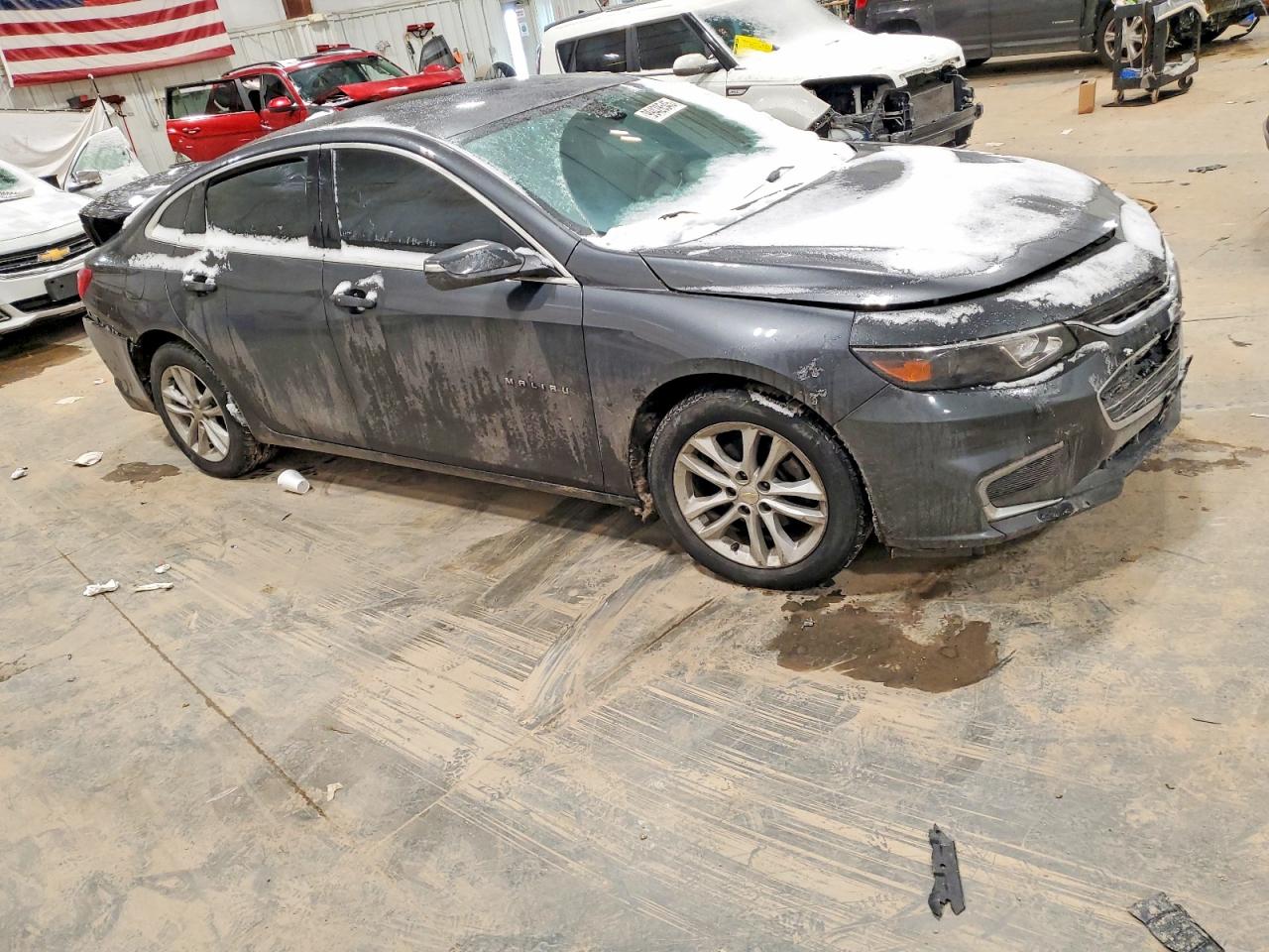 2016 CHEVROLET MALIBU LT photo 4
