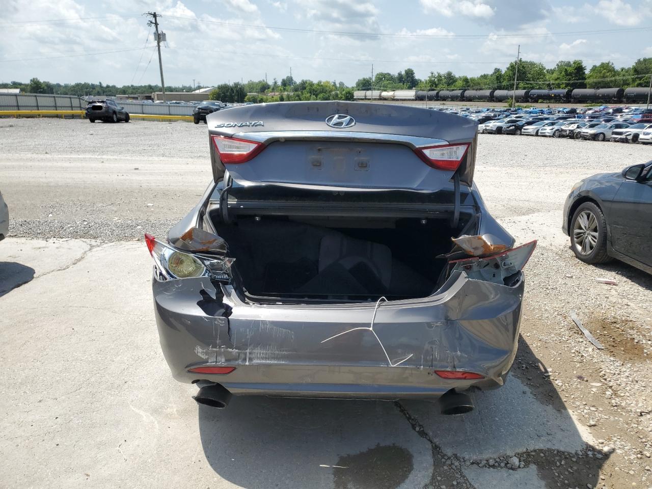 2012 HYUNDAI SONATA SE photo 11