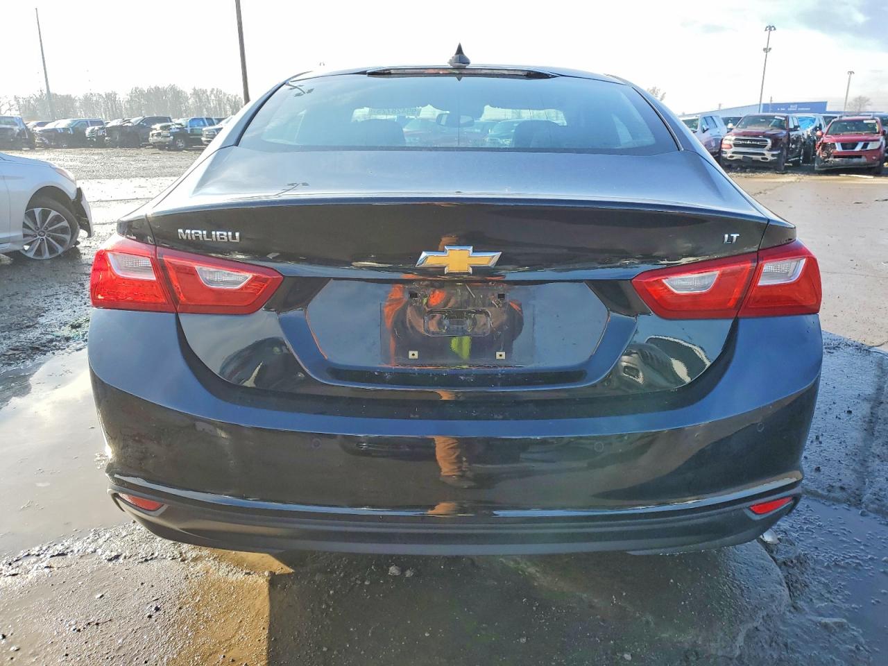 2017 CHEVROLET MALIBU LT photo 11