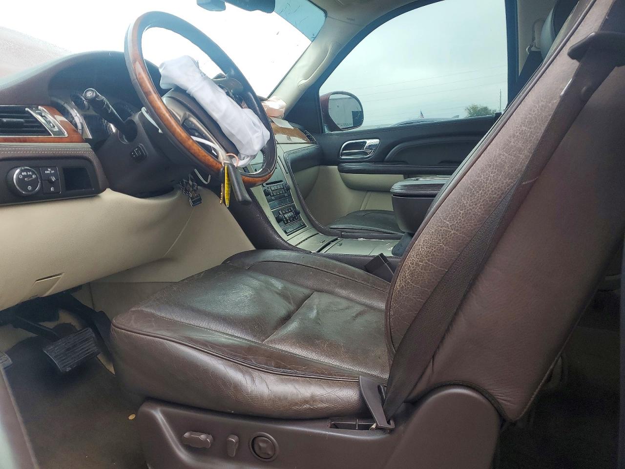 2009 CADILLAC ESCALADE PLATINUM photo 7