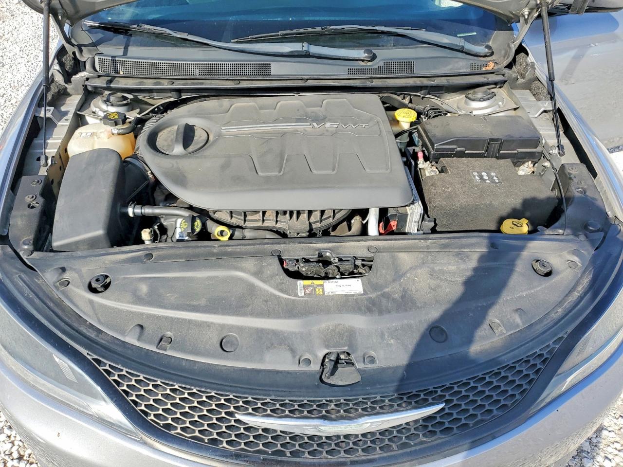 2015 CHRYSLER 200 S photo 11