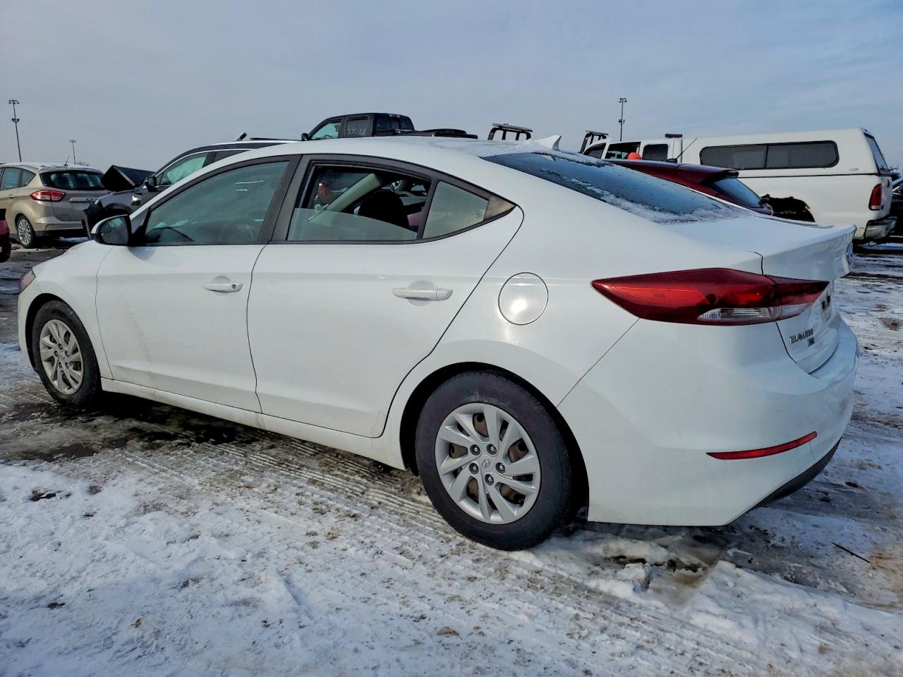 2018 HYUNDAI ELANTRA SE photo 4