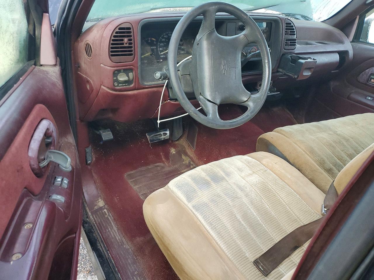 1995 CHEVROLET GMT-400 C1500 photo 8