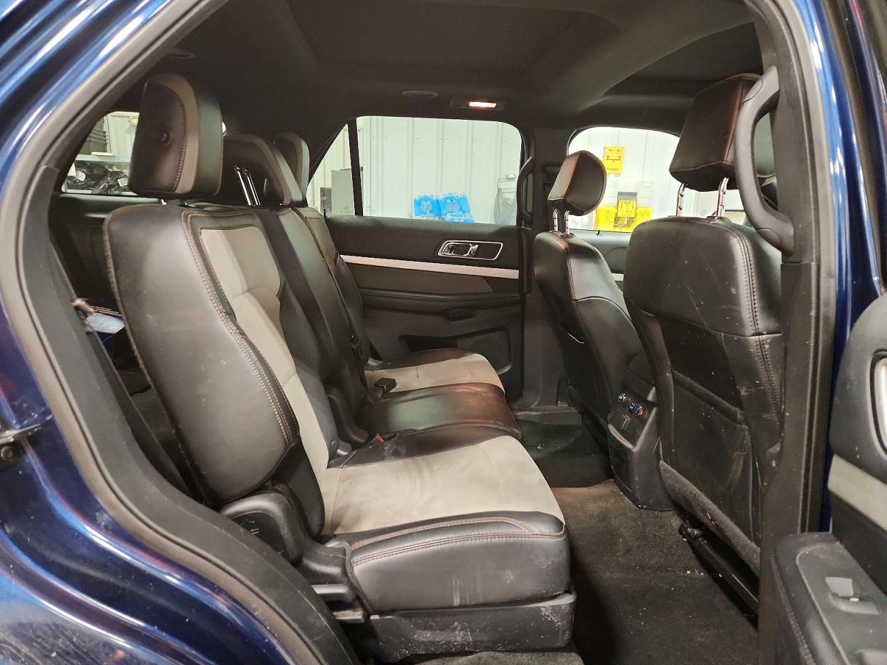 2017 FORD EXPLORER XLT photo 11