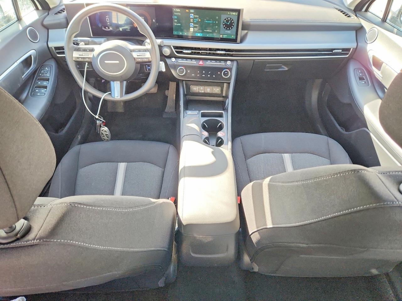 2025 HYUNDAI SONATA SEL photo 8