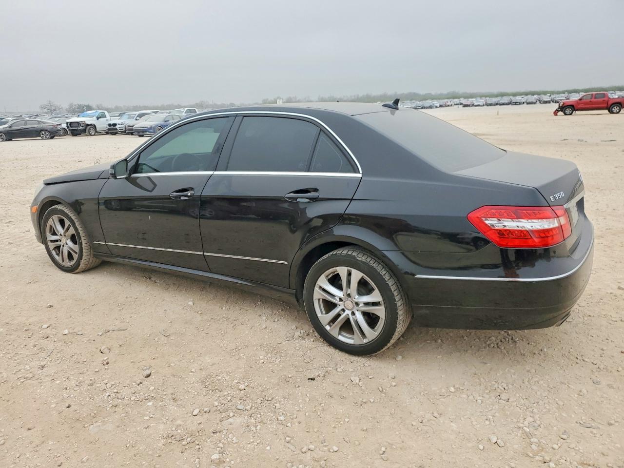 2011 MERCEDES-BENZ E 350 photo 2