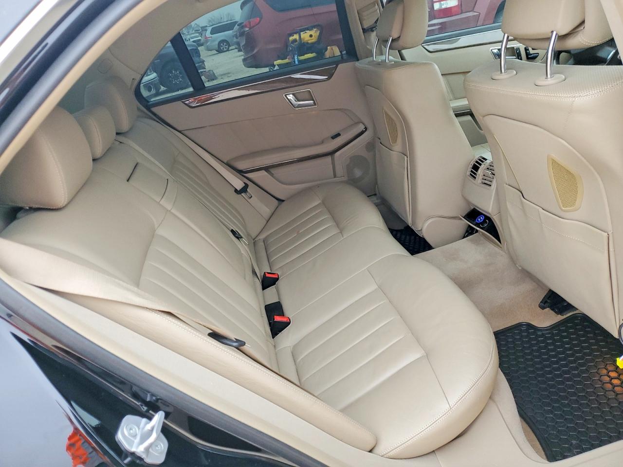 2011 MERCEDES-BENZ E 350 photo 10