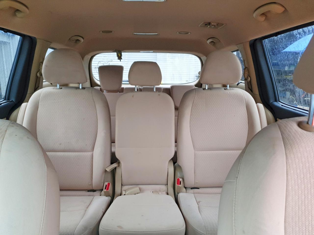 2016 KIA SEDONA LX photo 10