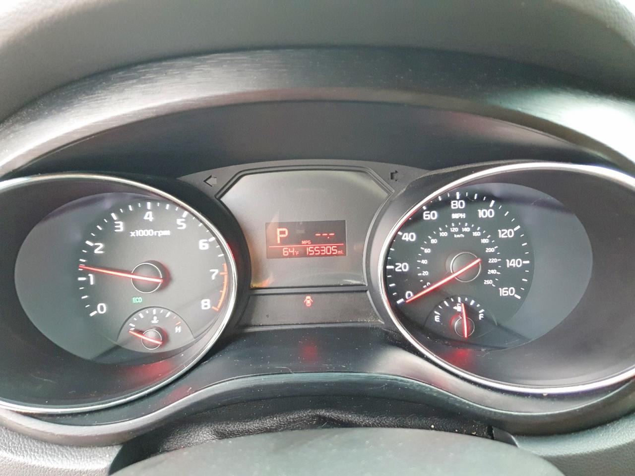 2016 KIA SEDONA LX photo 9