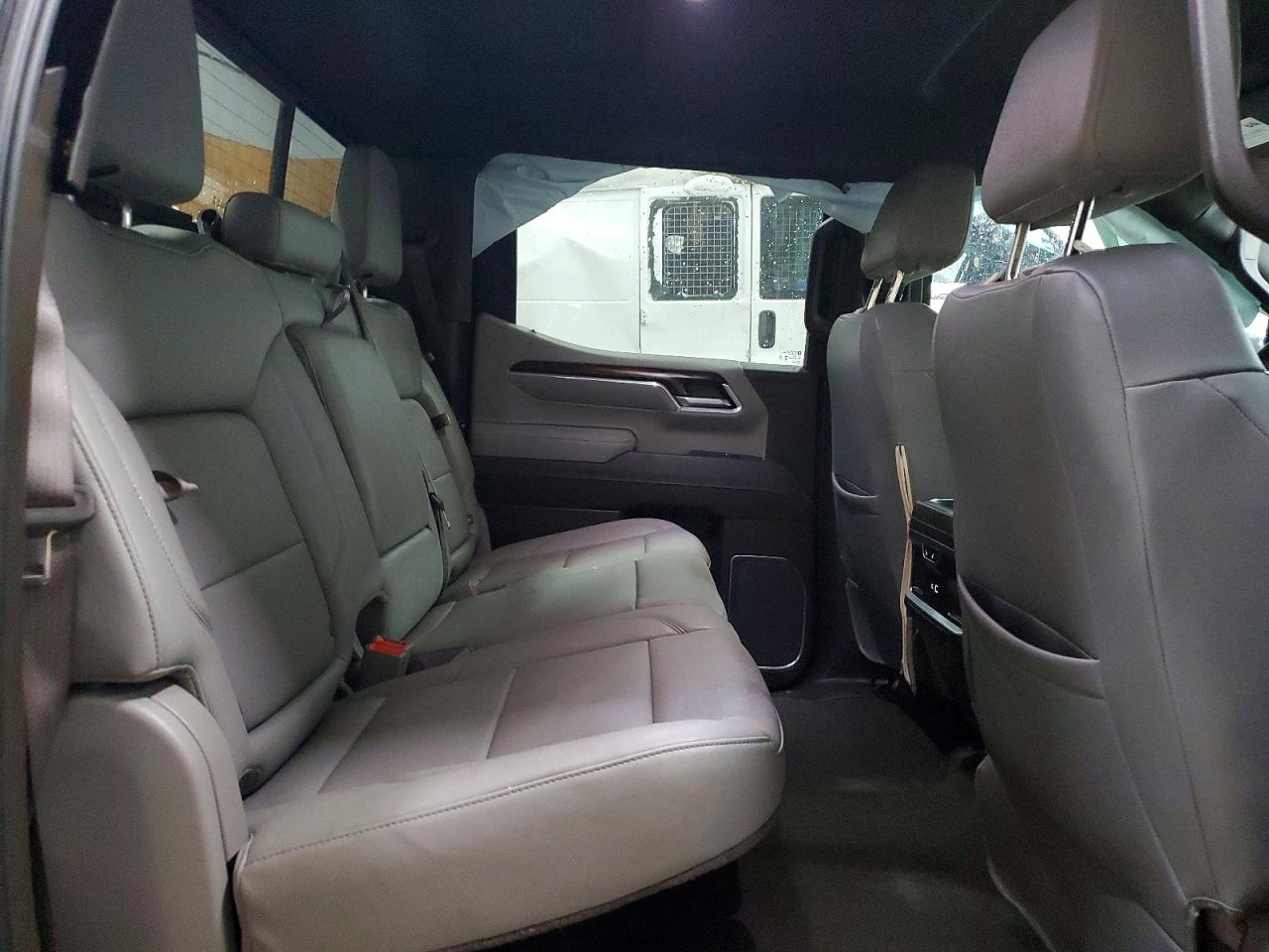2025 GMC SIERRA K1500 SLT photo 10