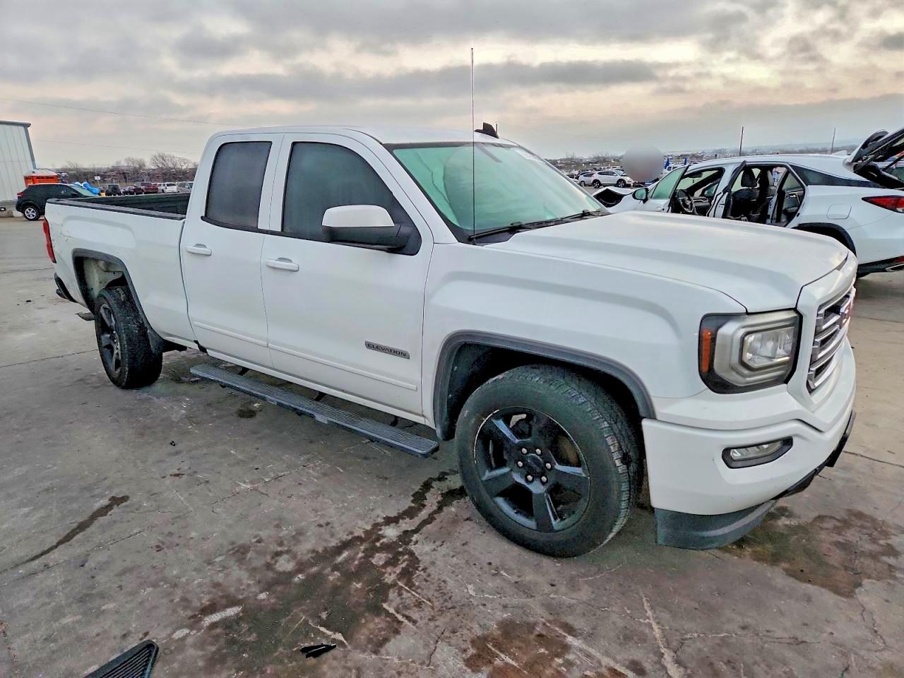 2017 GMC SIERRA C1500 photo 4