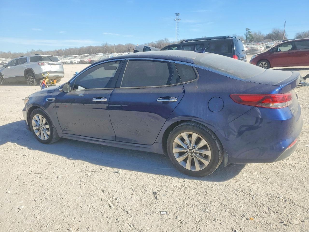 2018 KIA OPTIMA LX photo 2