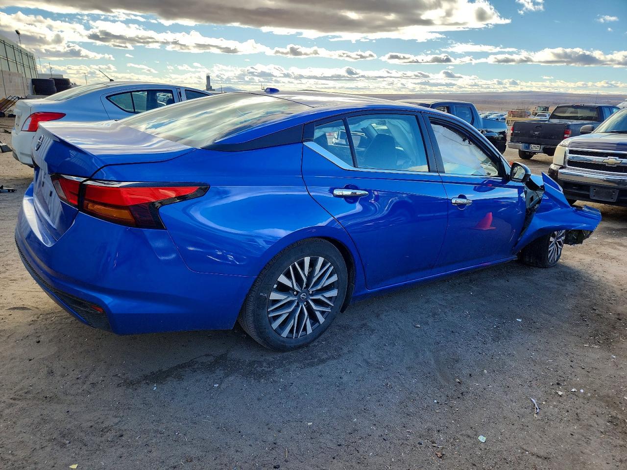 2025 NISSAN ALTIMA SV photo 3