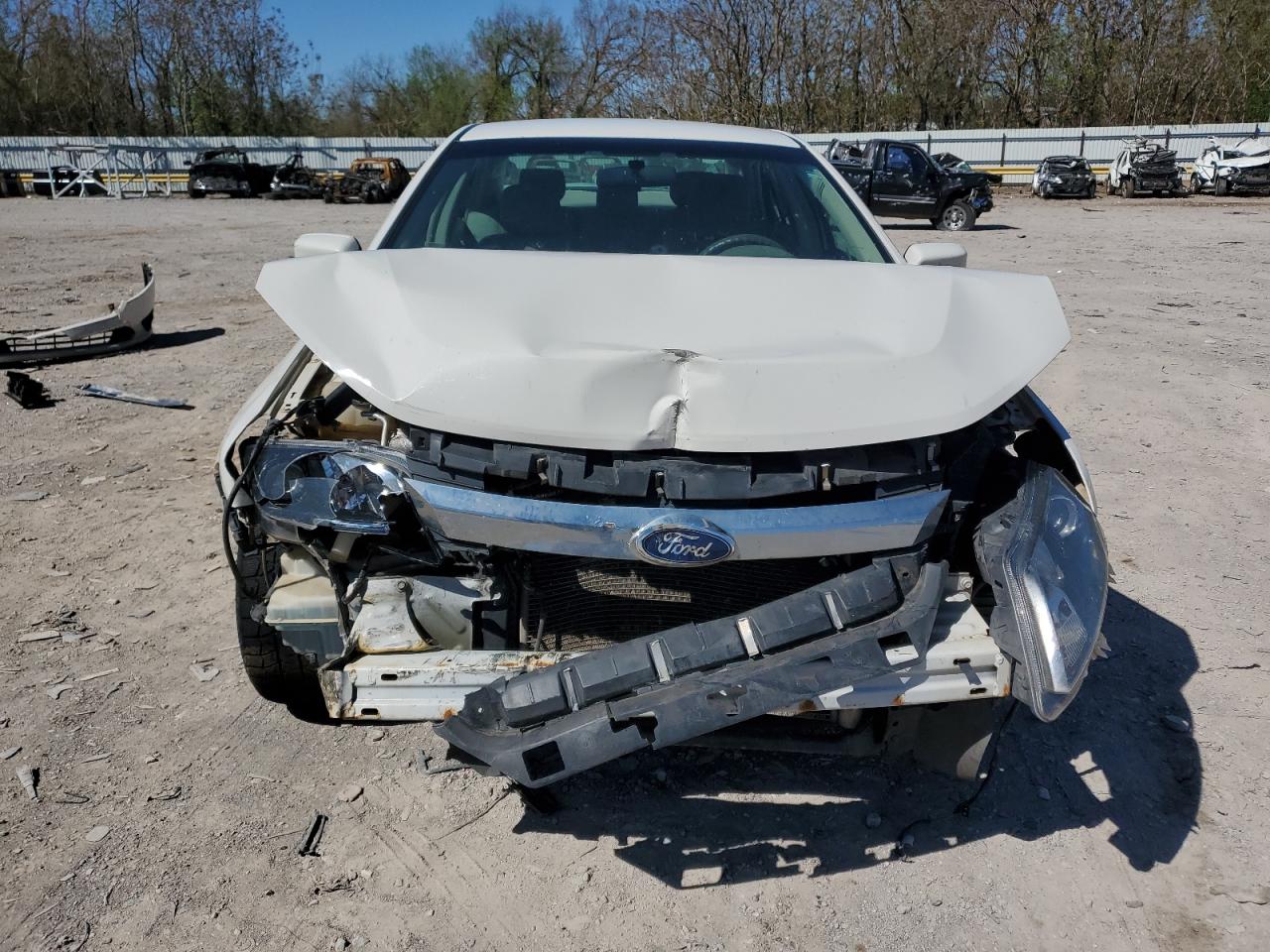 2012 FORD FUSION photo 5