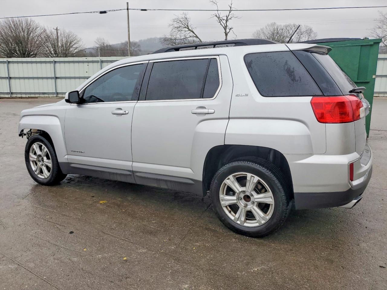 2017 GMC TERRAIN SLE photo 2