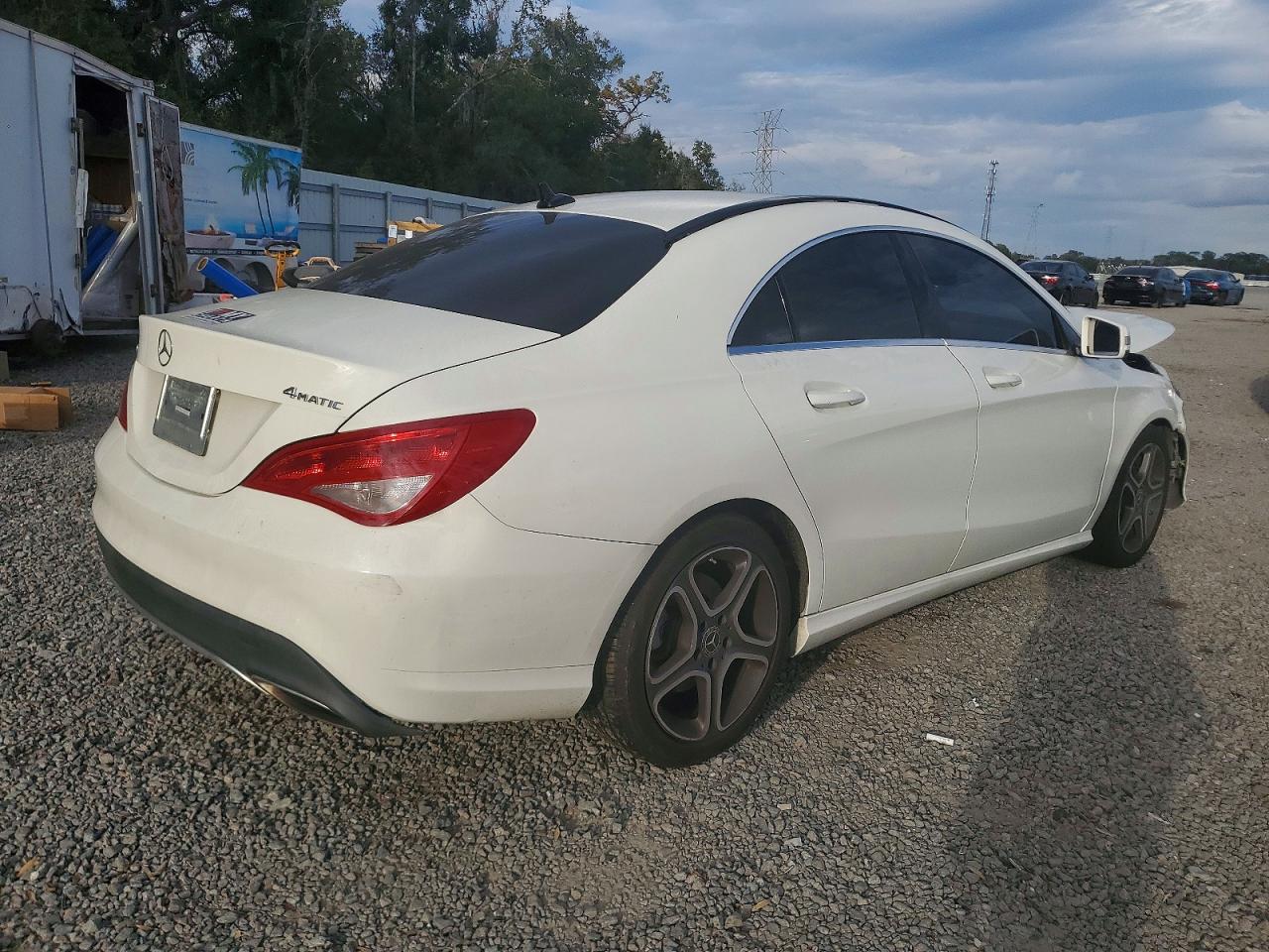 2018 MERCEDES-BENZ CLA 250 4MATIC photo 3