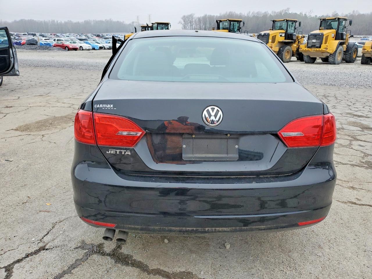 2013 VOLKSWAGEN JETTA BASE photo 6