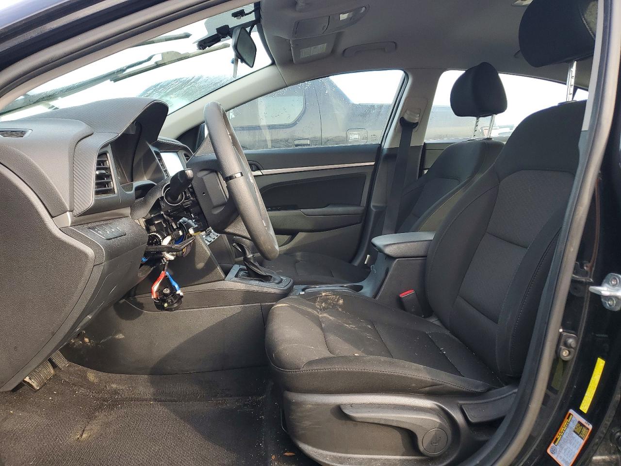 2020 HYUNDAI ELANTRA SEL photo 7