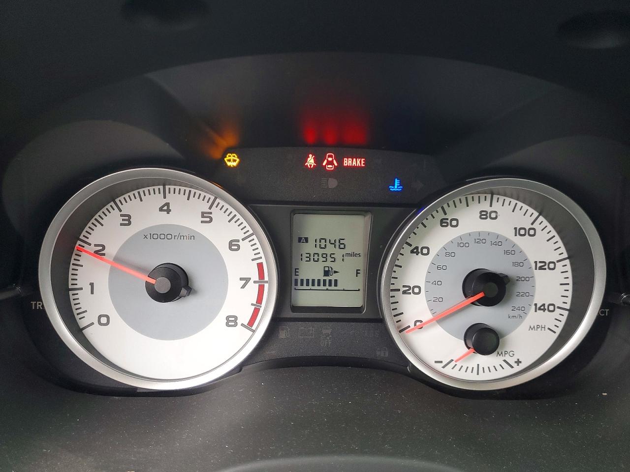 2014 SUBARU IMPREZA photo 9
