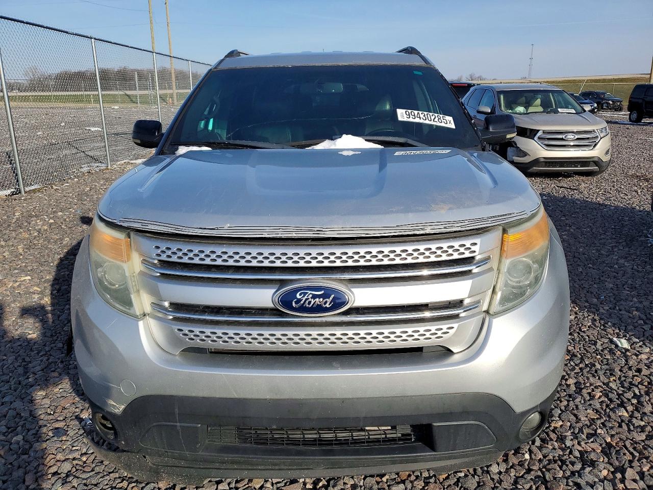 2011 FORD EXPLORER XLT photo 5