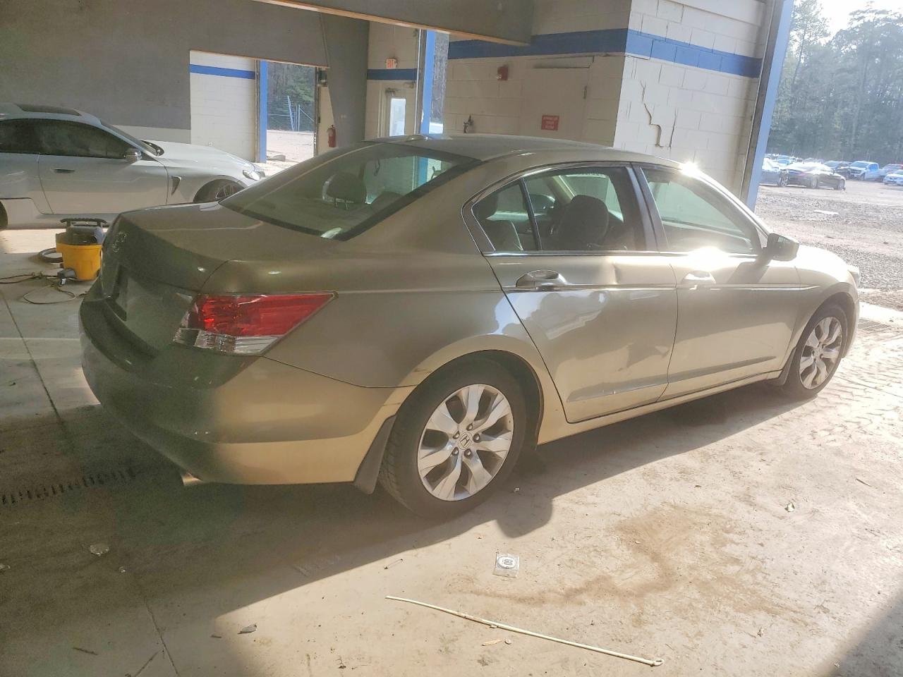 2009 HONDA ACCORD EXL photo 3