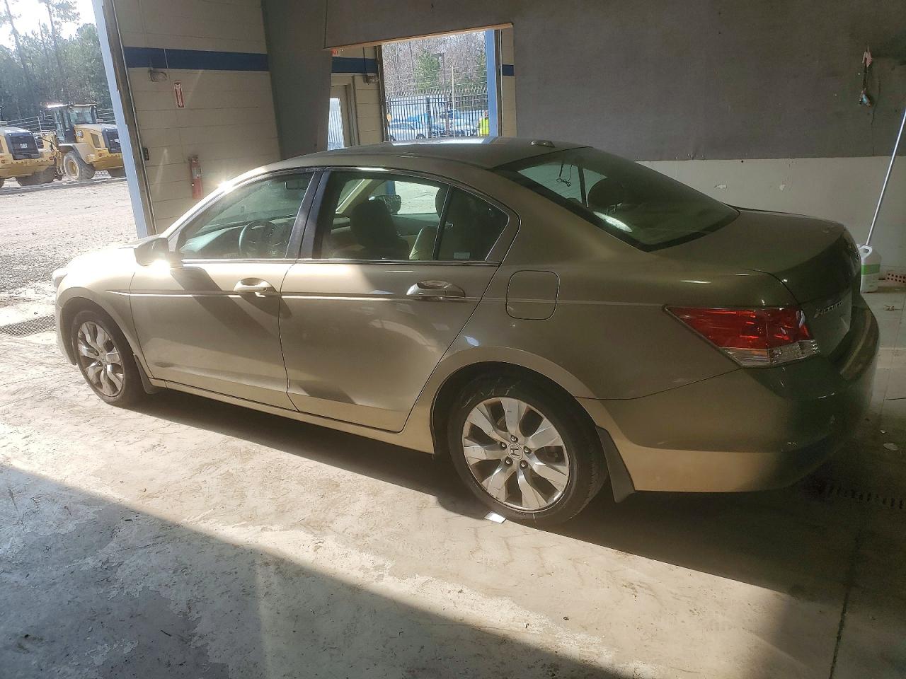 2009 HONDA ACCORD EXL photo 2