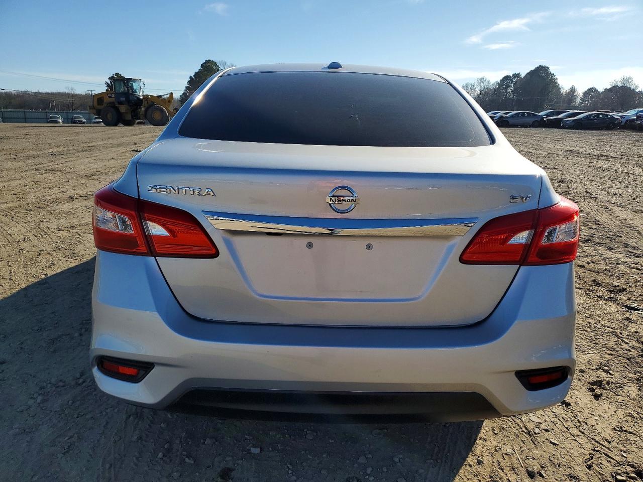 2019 NISSAN SENTRA S photo 6