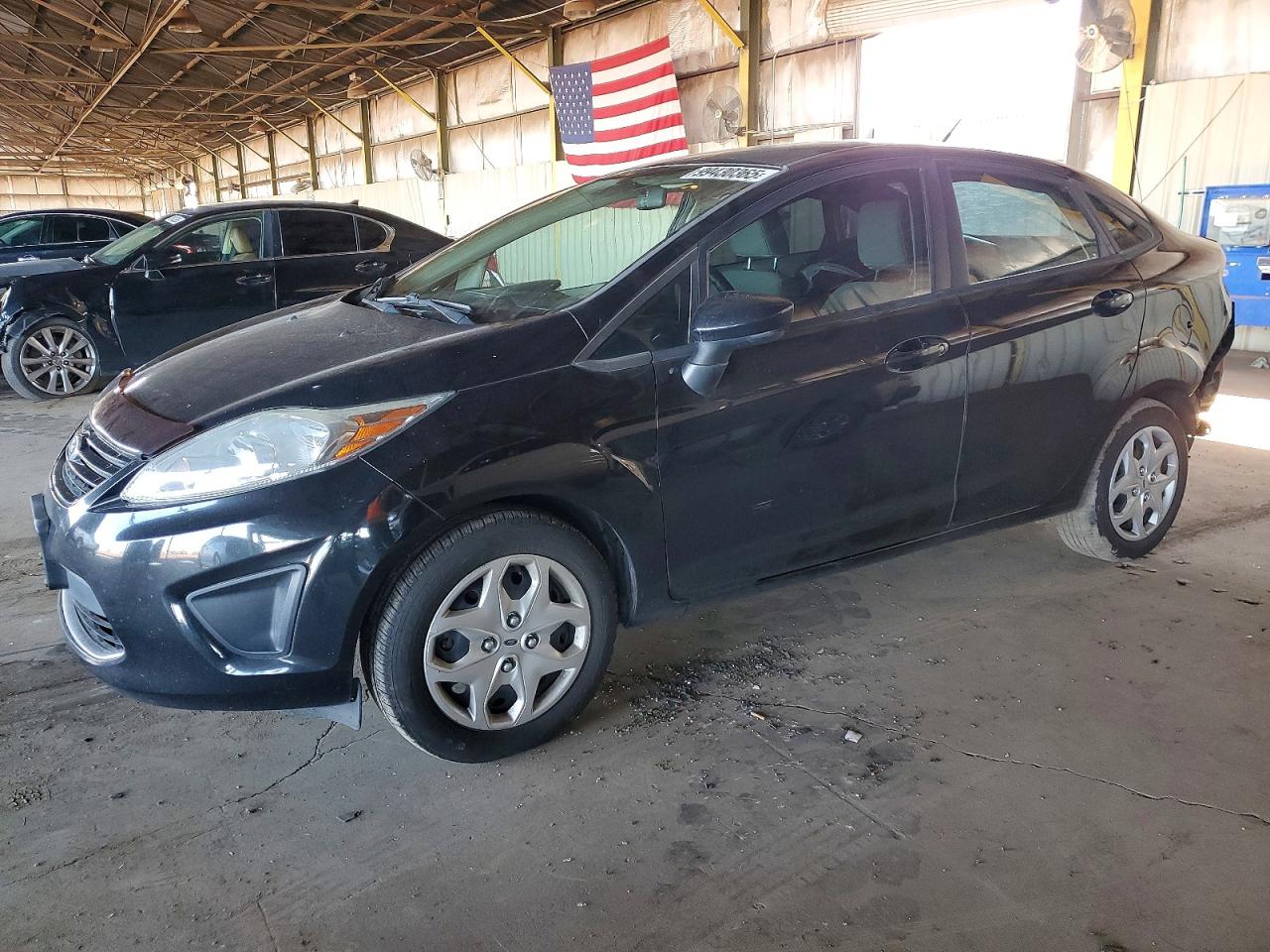 2011 FORD FIESTA