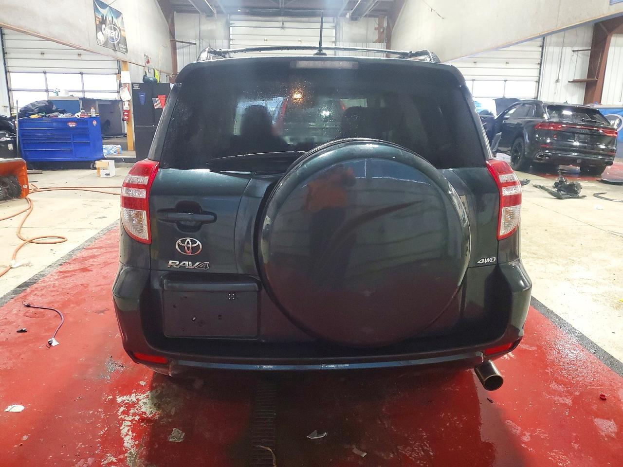 2011 TOYOTA RAV4 photo 6