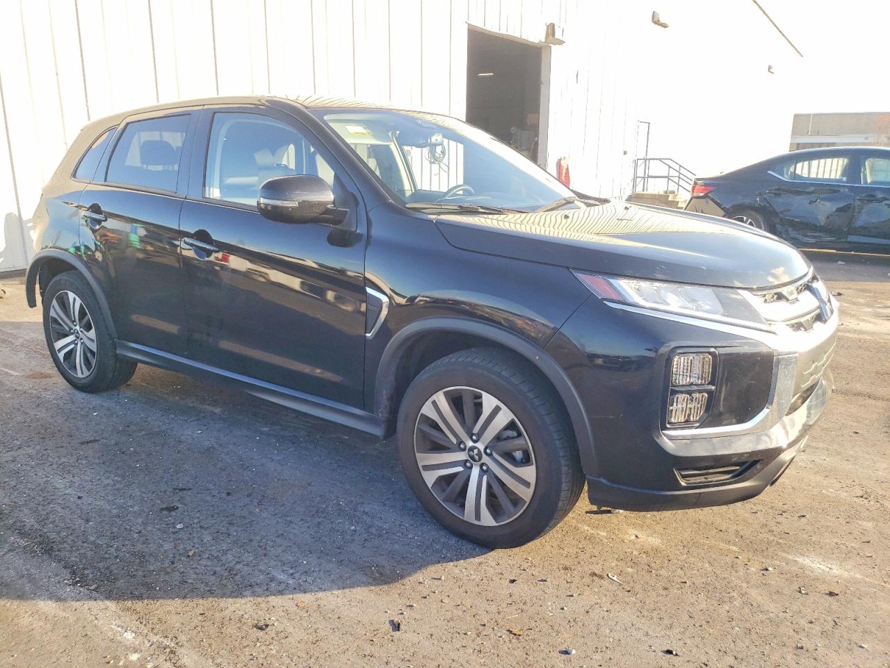 2024 MITSUBISHI OUTLANDER SPORT S/SE photo 4