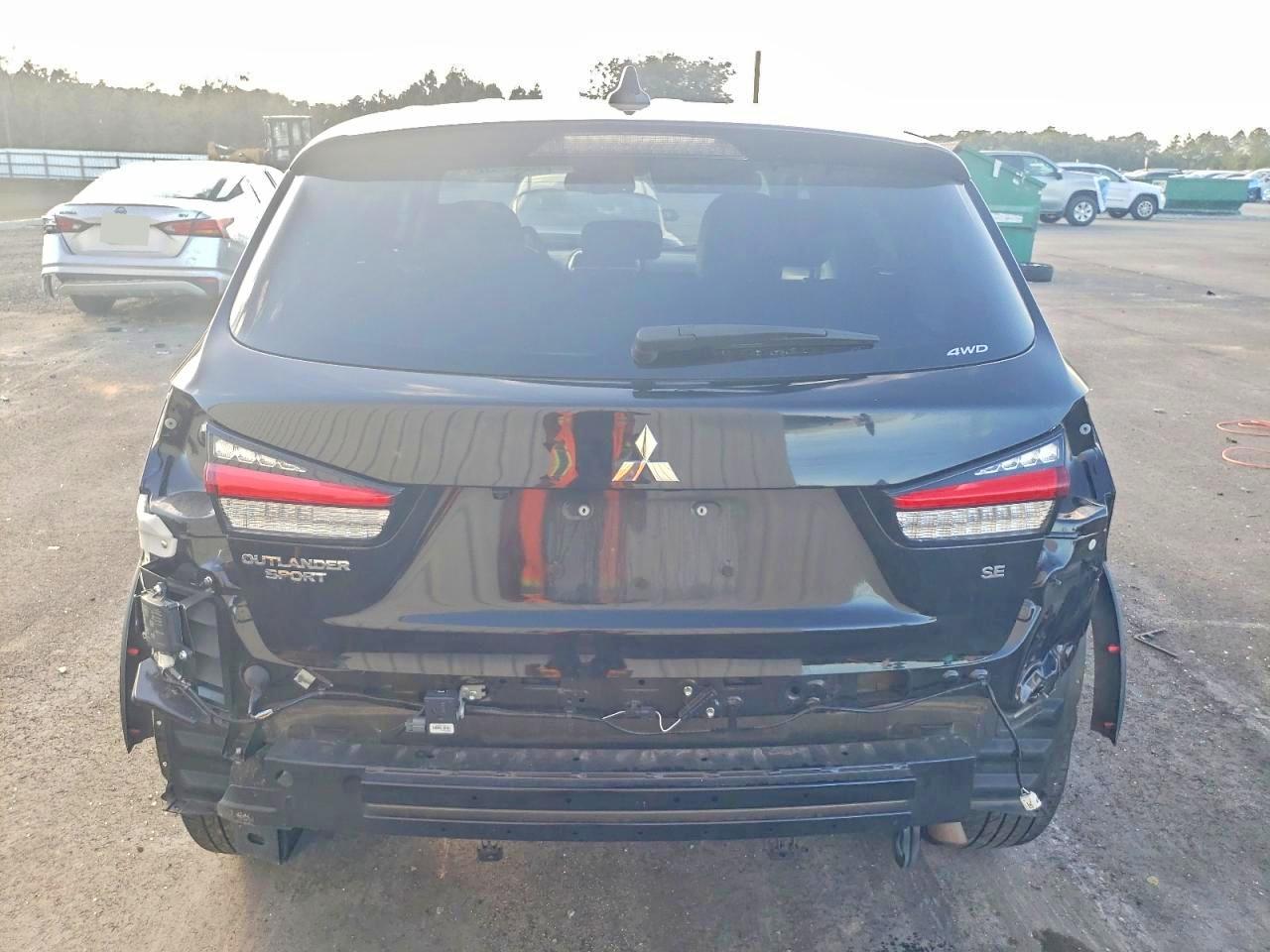2024 MITSUBISHI OUTLANDER SPORT S/SE photo 6