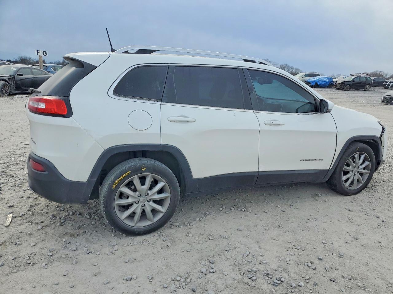 2016 JEEP CHEROKEE LIMITED photo 3