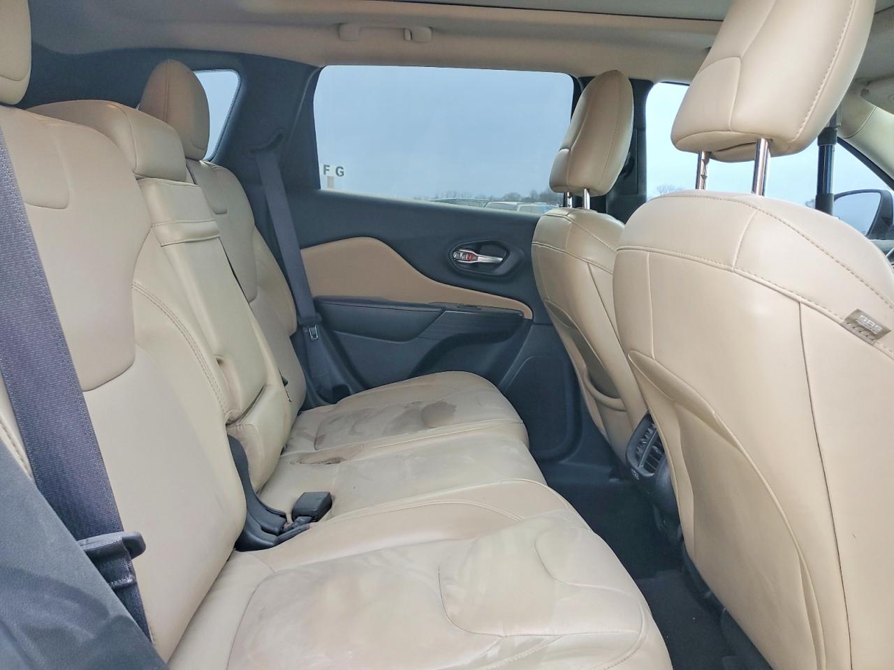 2016 JEEP CHEROKEE LIMITED photo 11