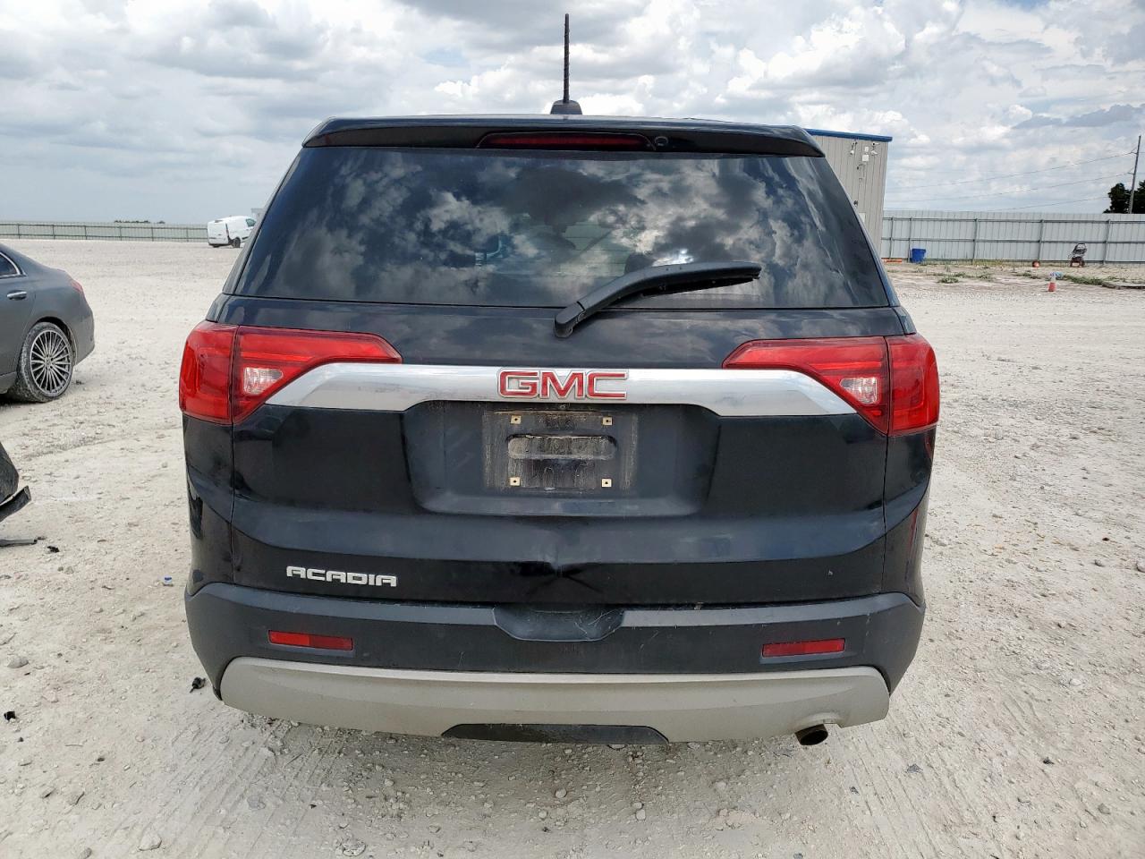 2019 GMC ACADIA SLE photo 6