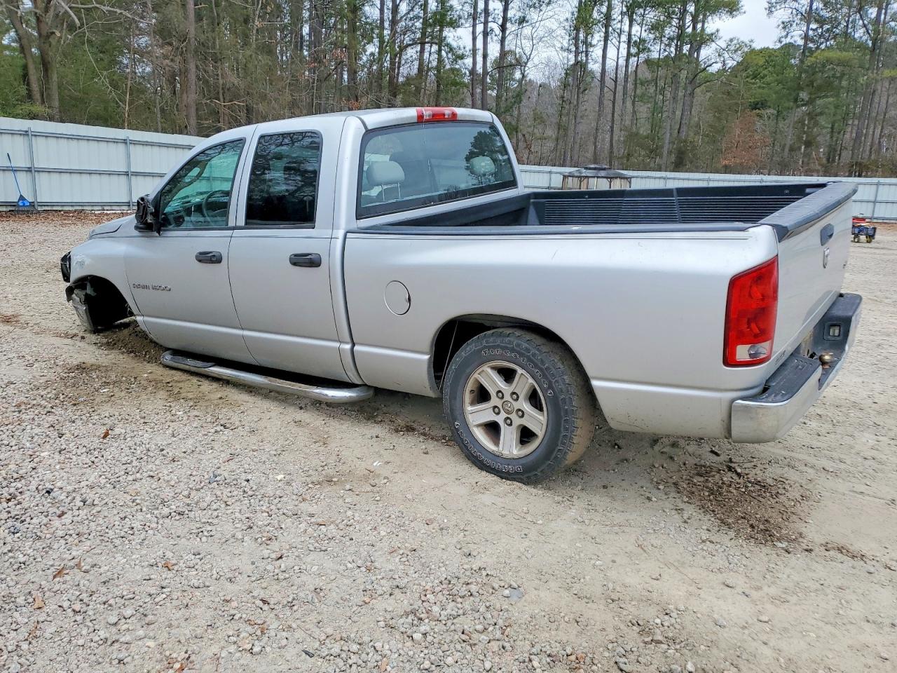 2006 DODGE RAM 1500 ST photo 2