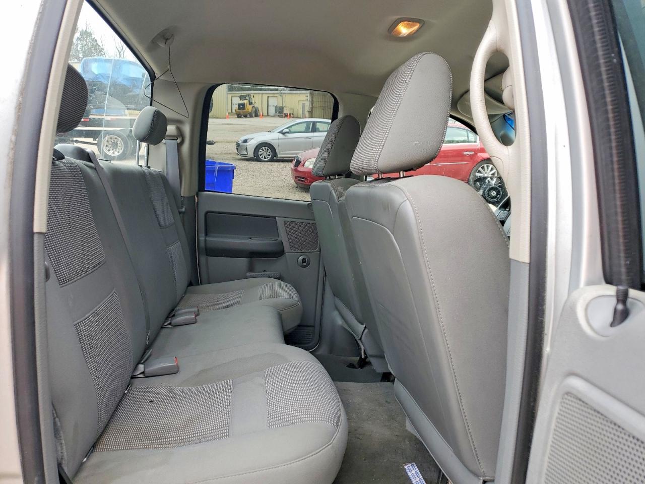 2006 DODGE RAM 1500 ST photo 10